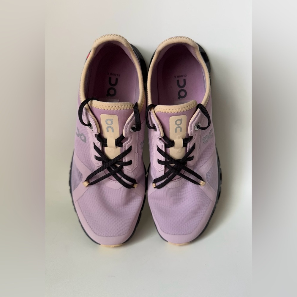 On Running Women's Trail Sneakers in Lavender with Black Outsole - Picture 6 of 16